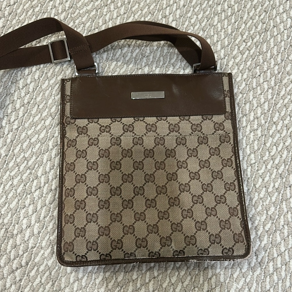 Vintage Gucci messenger bag